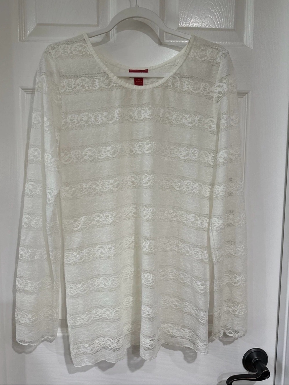 Cowgirl Up Women's XL Long Sleeve Pullover Ivory Lace Top Crossover Open Back